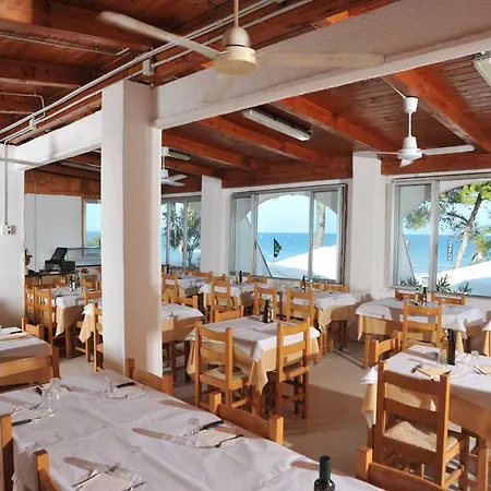 Tatil parkı Villaggio Capo 3*